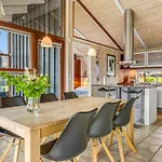 Ayda - 200m From The Sea By Interhome *