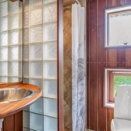 Ayda - 200m From The Sea By Interhome