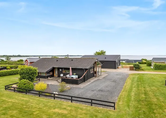 Ayda - 200m From The Sea By Interhome Semesterbostad